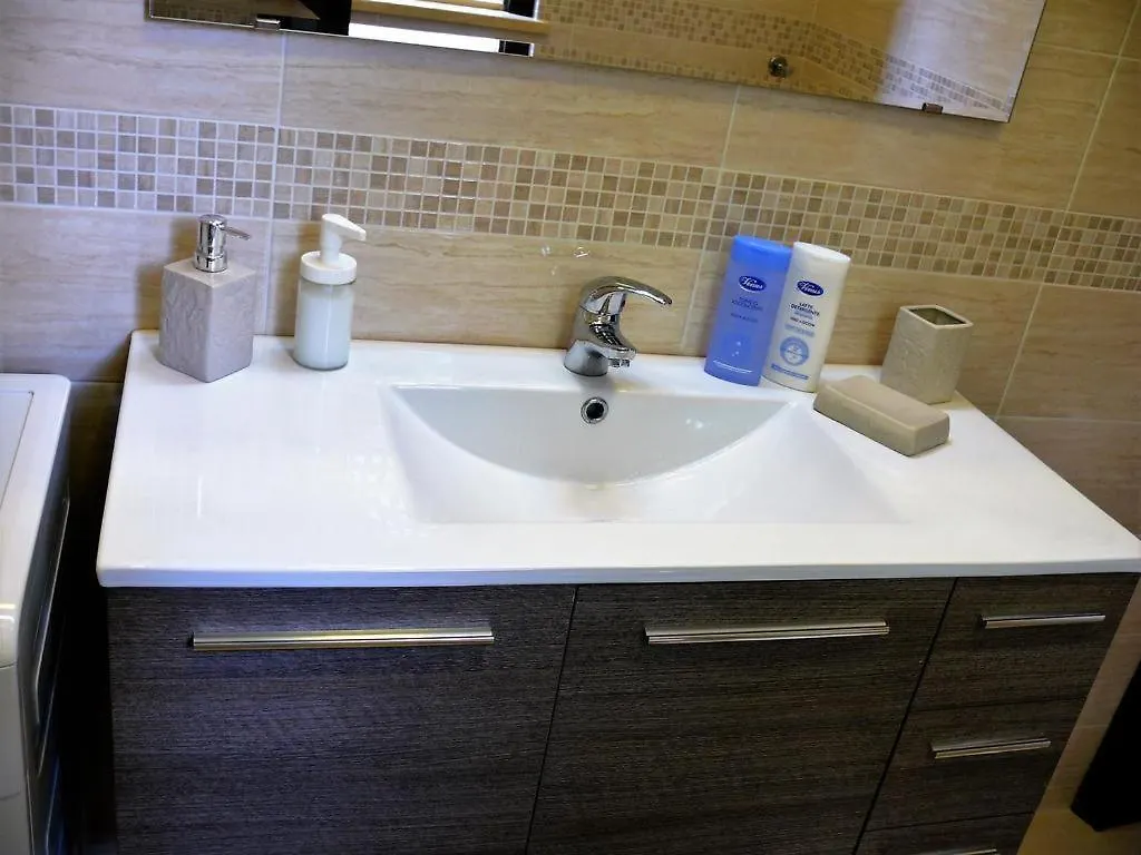 Rm Apartment Messina 0*,  Italia