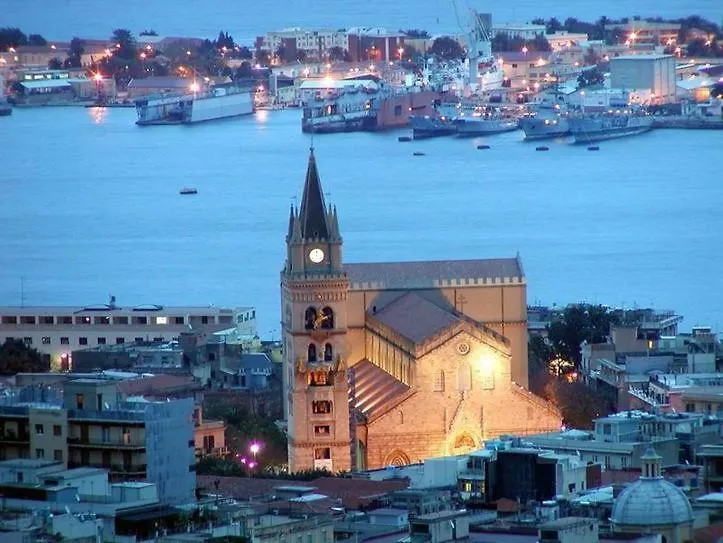 Rm Apartment Messina Italia
